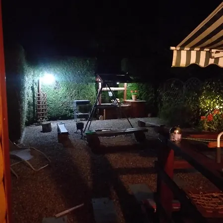 Letniskowy مارونجوفو